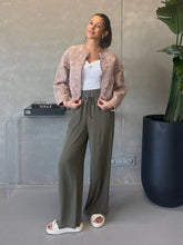 Load image into Gallery viewer, DX Belted Wide Leg Pant
